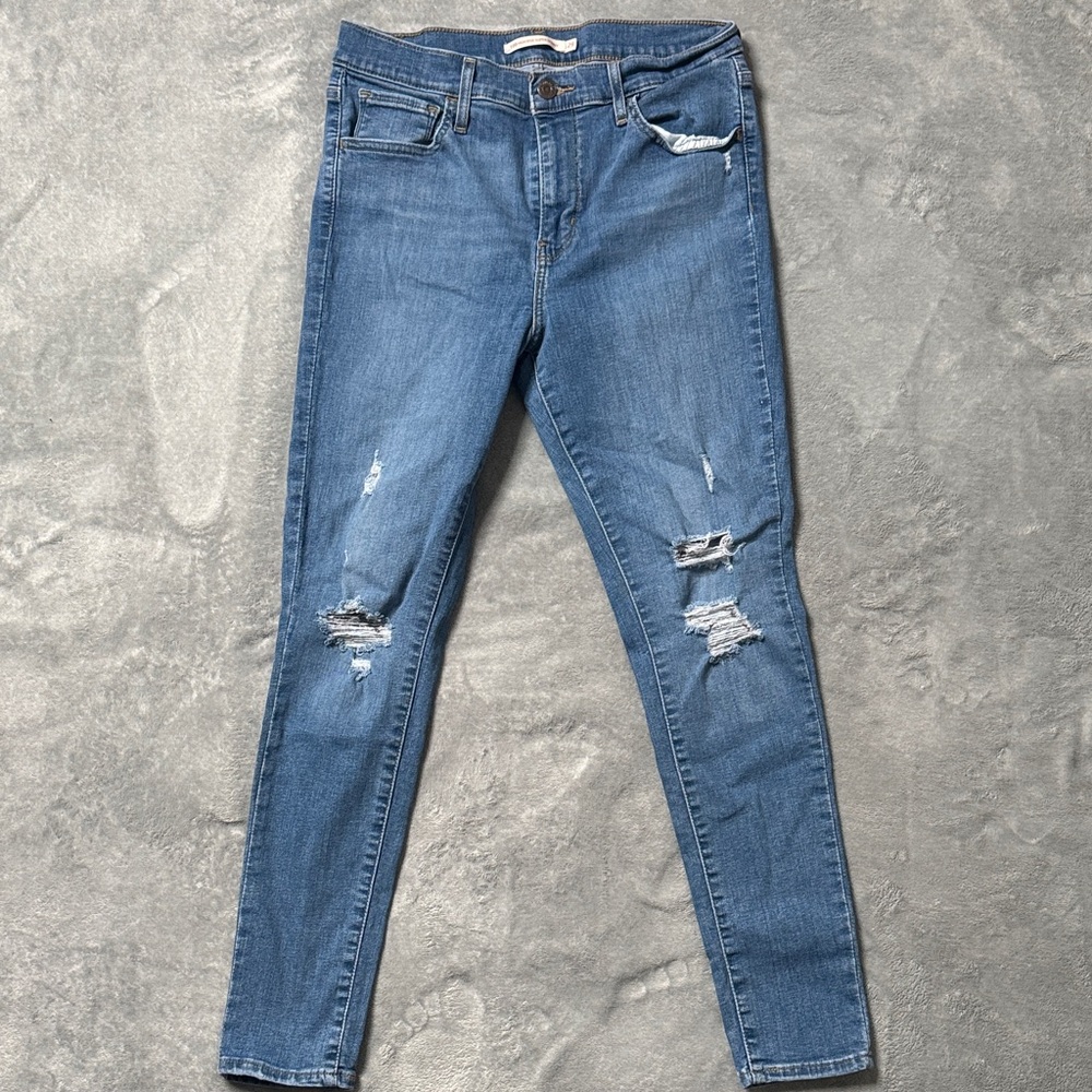 Levi's Classic Blue Ripped Skinny Jeans